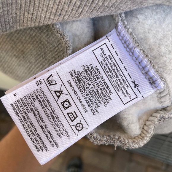 Men's Reebok Classics Active Workout Gray Hoodie - Picture 5 of 5